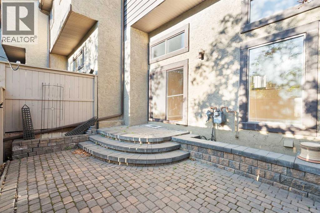 88 Glamis Gardens Sw, Calgary, Alberta  T2E 6S4 - Photo 42 - A2260694