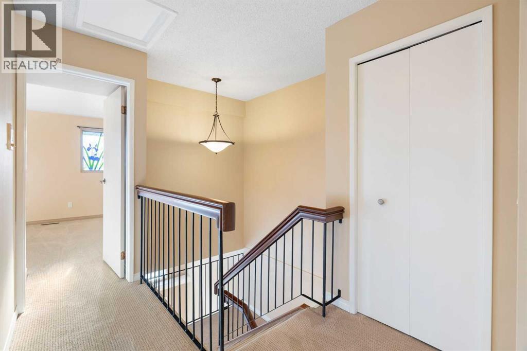 88 Glamis Gardens Sw, Calgary, Alberta  T2E 6S4 - Photo 21 - A2260694