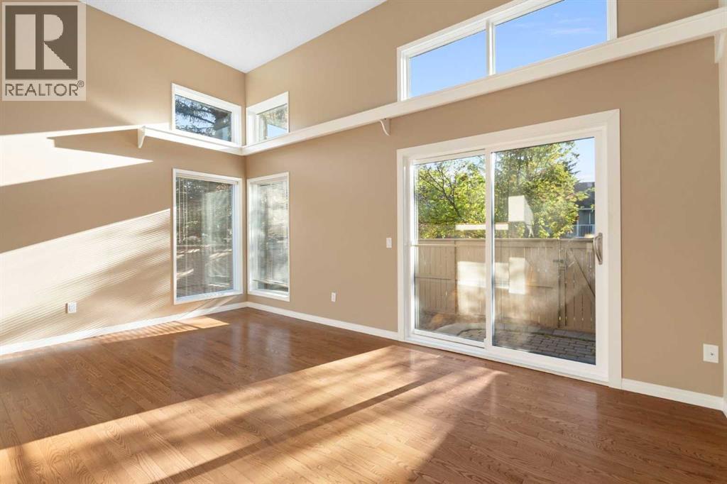 88 Glamis Gardens Sw, Calgary, Alberta  T2E 6S4 - Photo 4 - A2260694