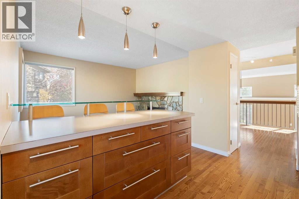 88 Glamis Gardens Sw, Calgary, Alberta  T2E 6S4 - Photo 14 - A2260694