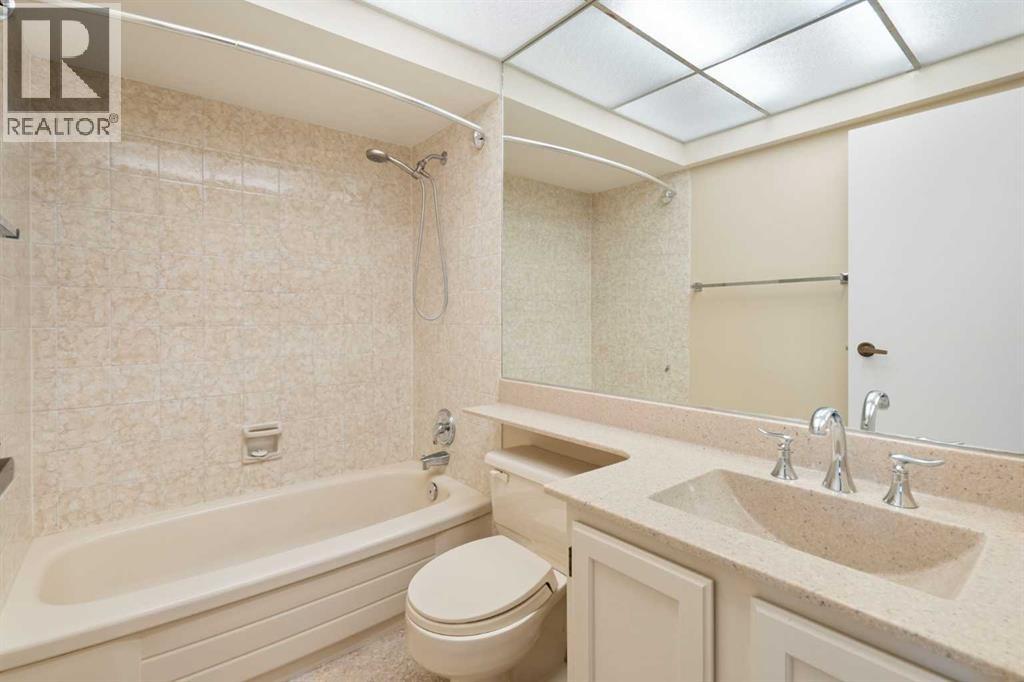 88 Glamis Gardens Sw, Calgary, Alberta  T2E 6S4 - Photo 32 - A2260694