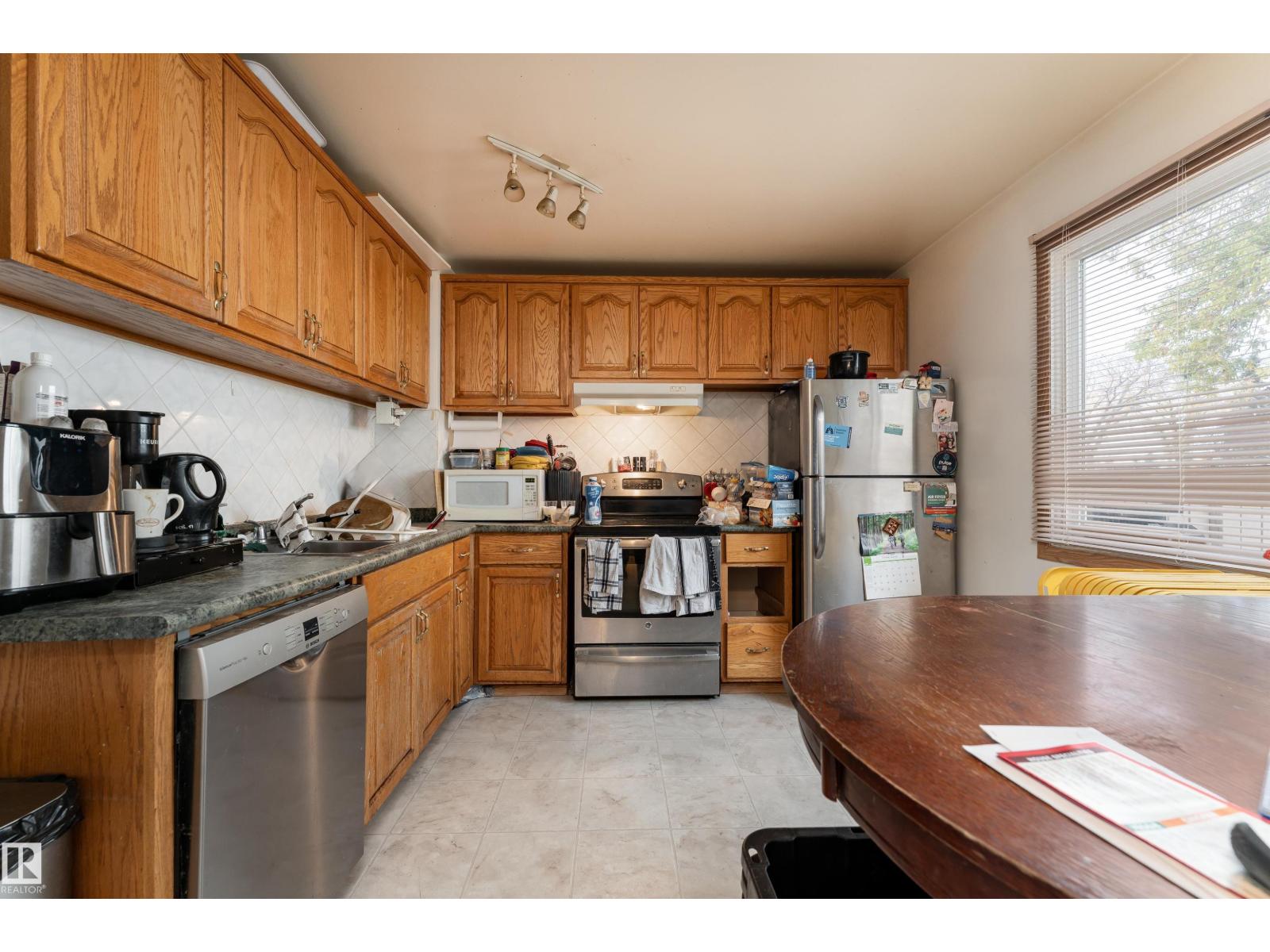 14630 54 St Nw, Edmonton, Alberta  T5A 4L5 - Photo 2 - E4461453