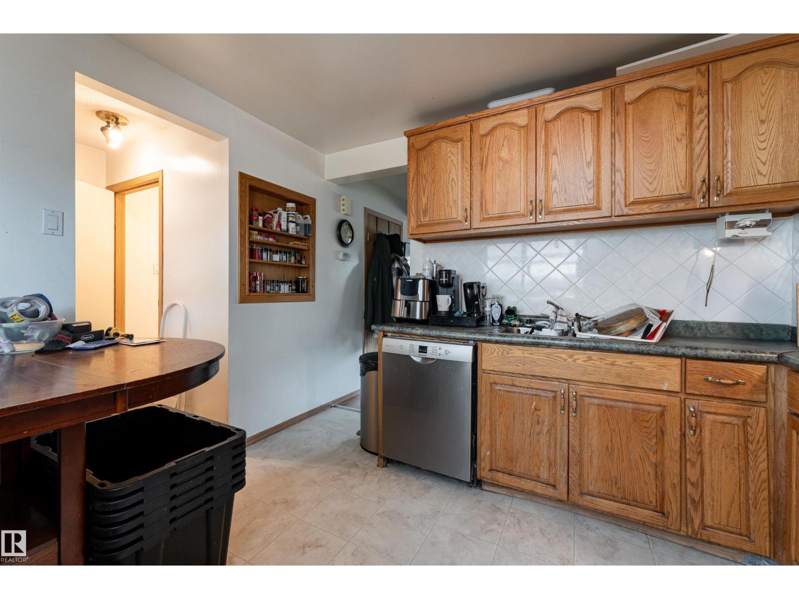 14630 54 St Nw, Edmonton, Alberta  T5A 4L5 - Photo 3 - E4461453