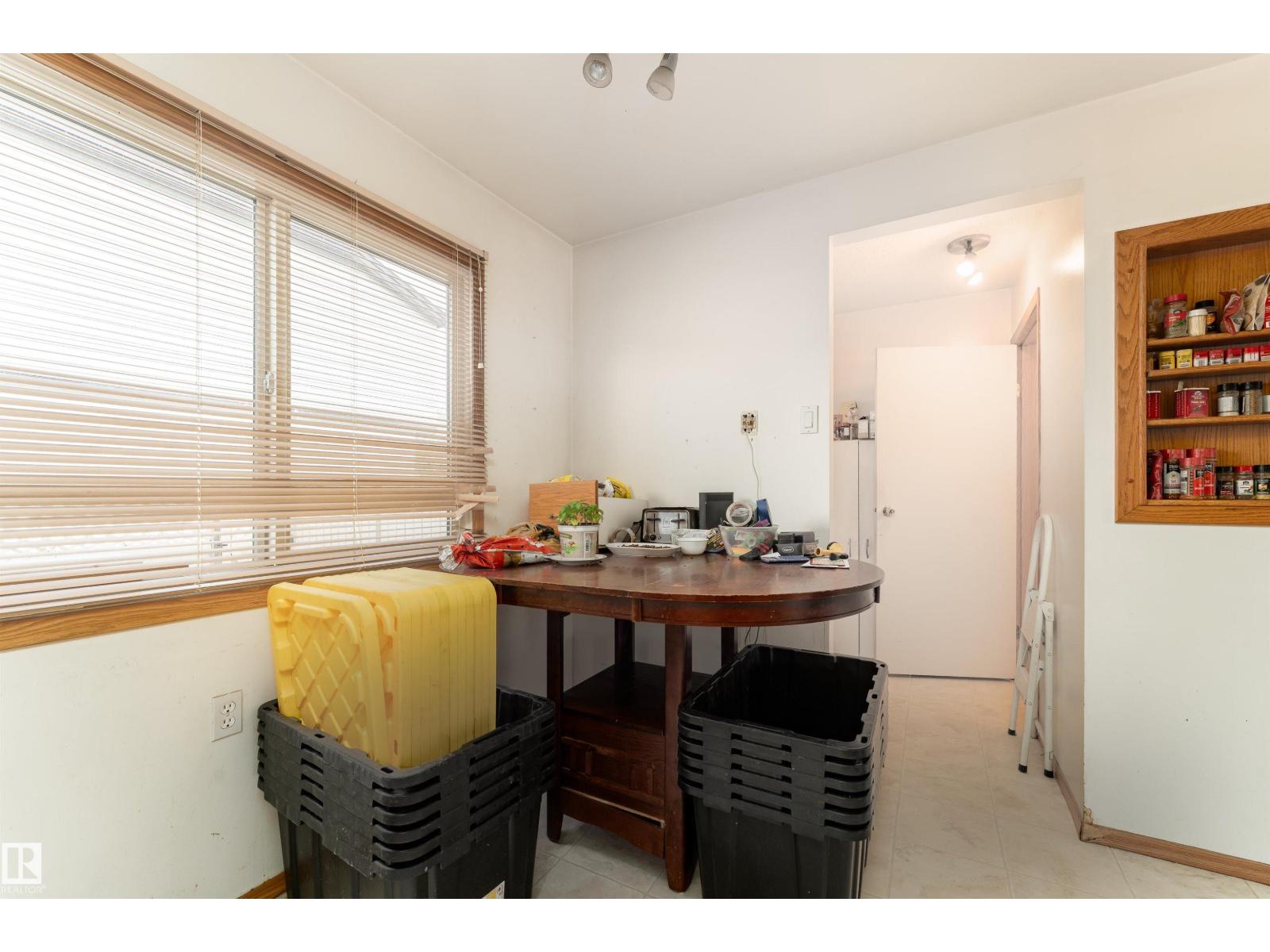 14630 54 St Nw, Edmonton, Alberta  T5A 4L5 - Photo 4 - E4461453