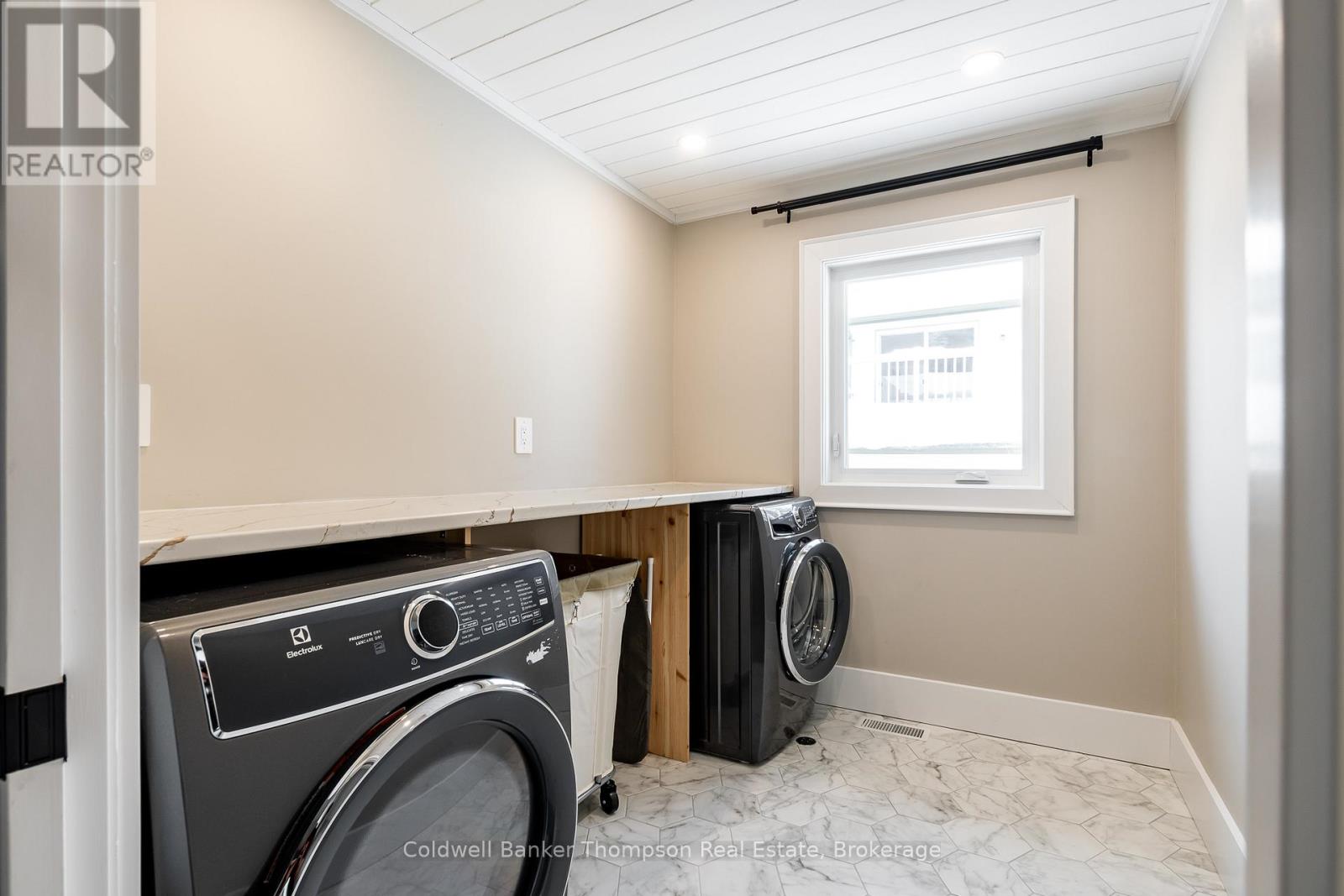 32 Church Street, Huntsville, Ontario  P1H 1G8 - Photo 37 - X12385835