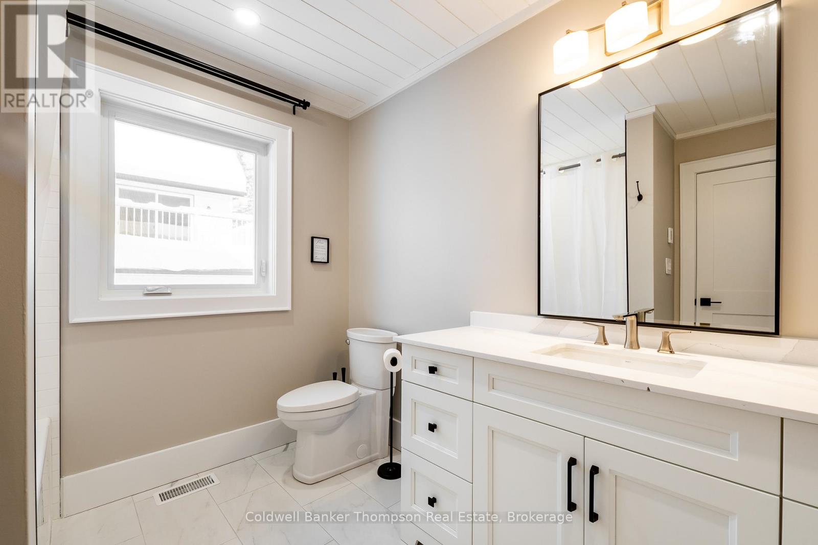 32 Church Street, Huntsville, Ontario  P1H 1G8 - Photo 36 - X12385835