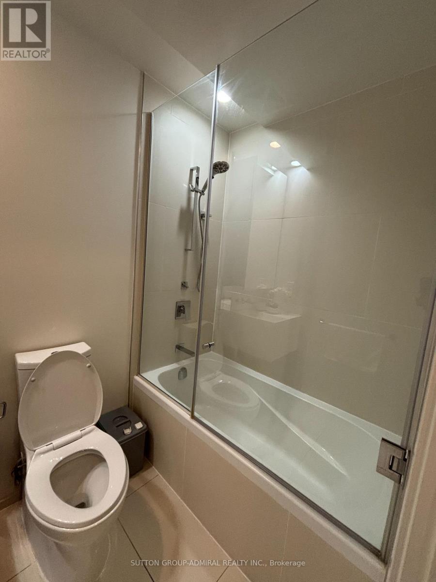 1012 - 1 Bloor Street E, Toronto, Ontario  M4W 1A3 - Photo 19 - C12454078