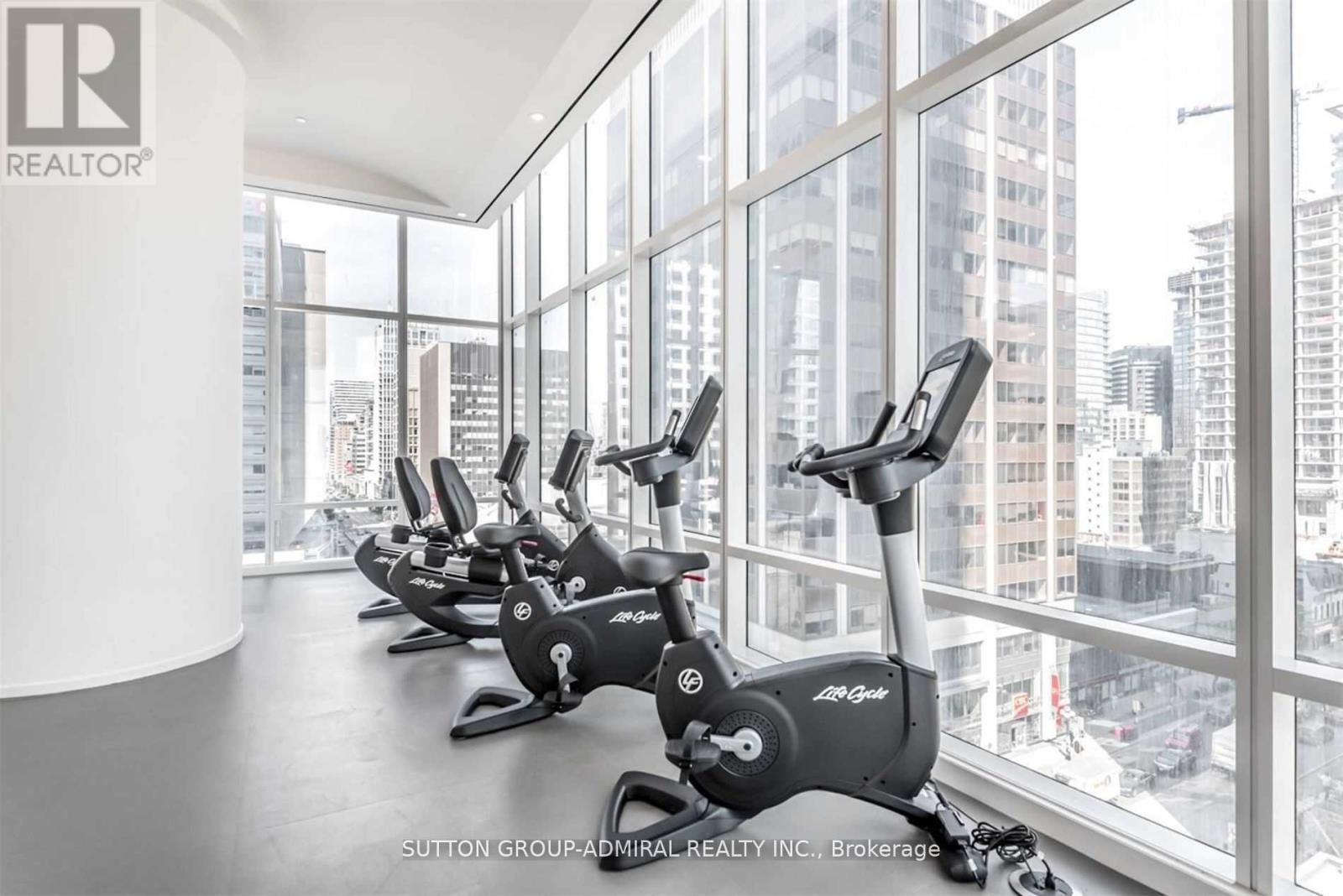 1012 - 1 Bloor Street E, Toronto, Ontario  M4W 1A3 - Photo 26 - C12454078