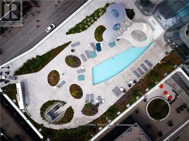 1012 - 1 Bloor Street E, Toronto, Ontario  M4W 1A3 - Photo 31 - C12454078