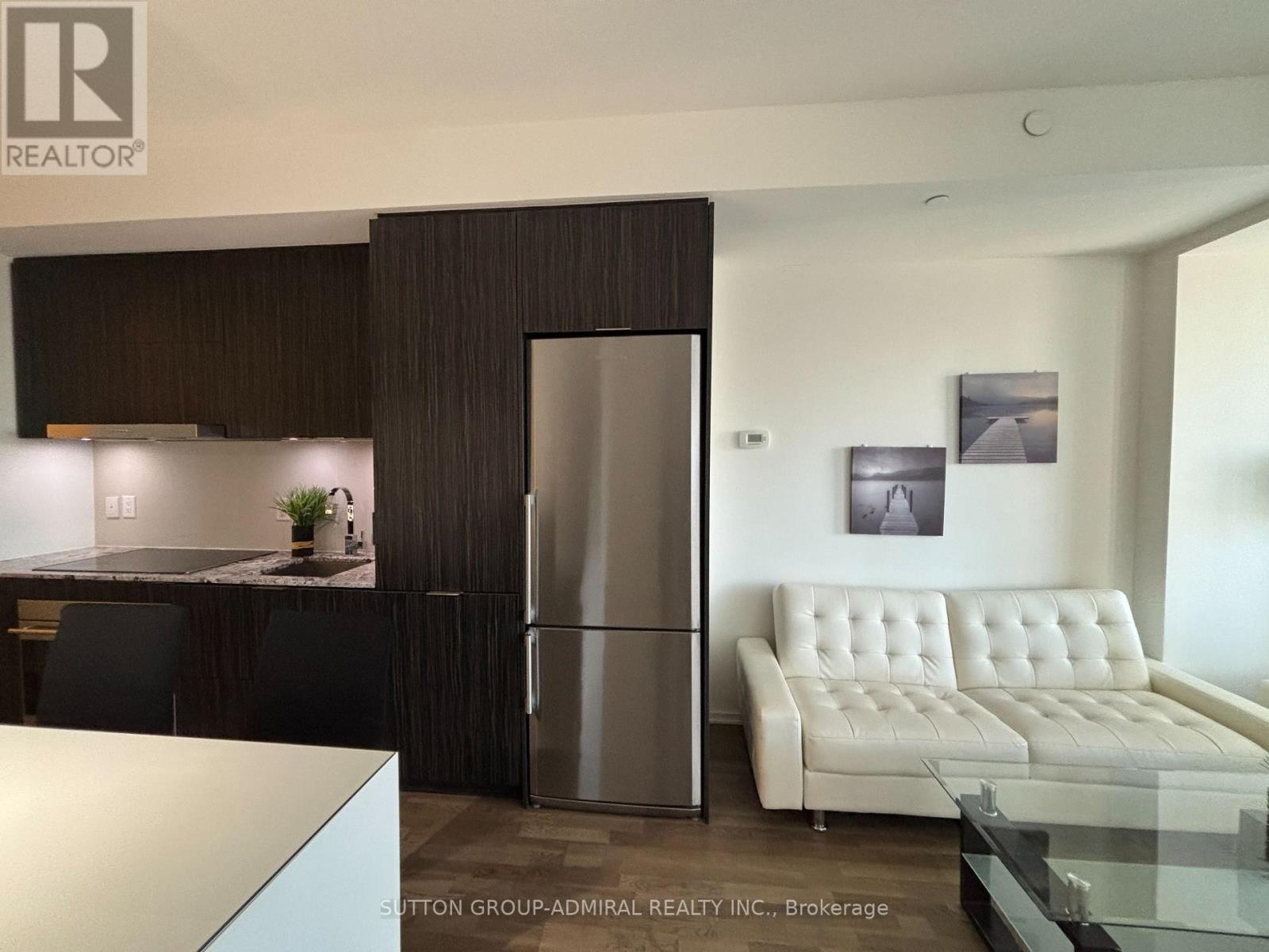 1012 - 1 Bloor Street E, Toronto, Ontario  M4W 1A3 - Photo 7 - C12454078