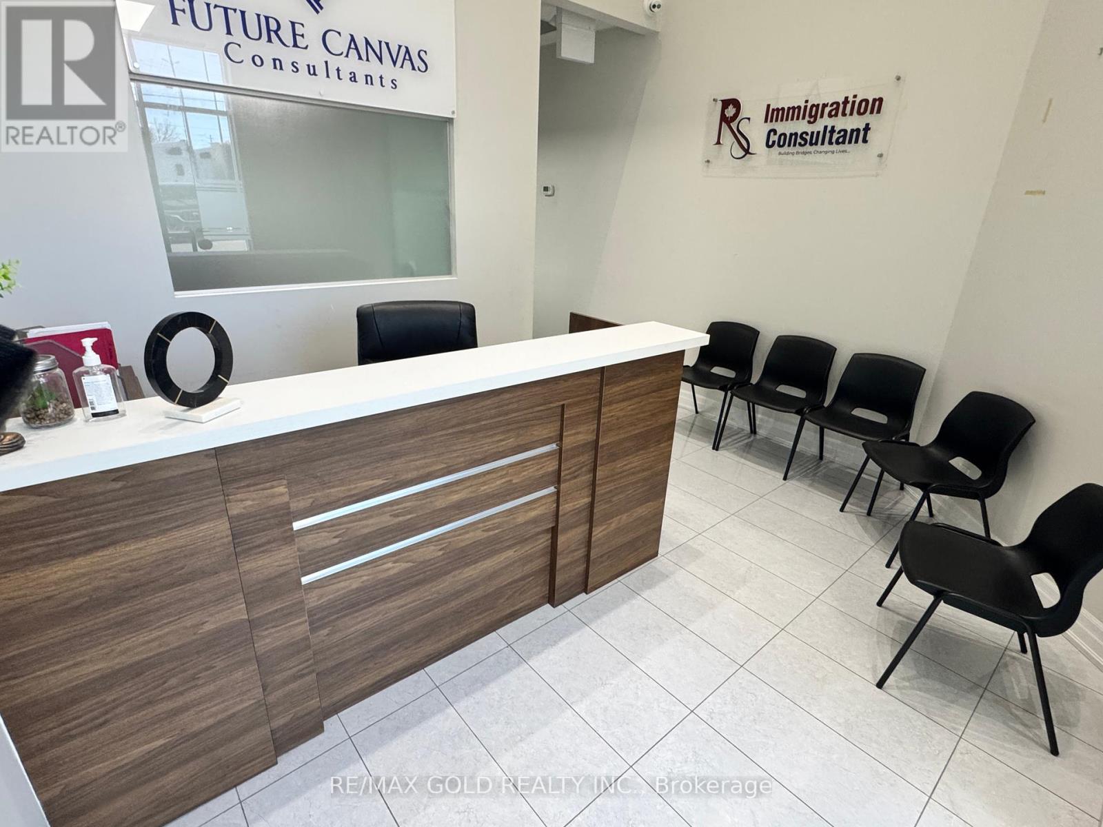 3a - 1200 Derry Road E, Mississauga, Ontario  L5T 0B3 - Photo 9 - W12451379