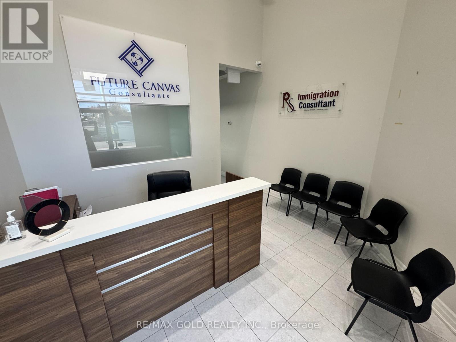 3a - 1200 Derry Road E, Mississauga, Ontario  L5T 0B3 - Photo 10 - W12451379
