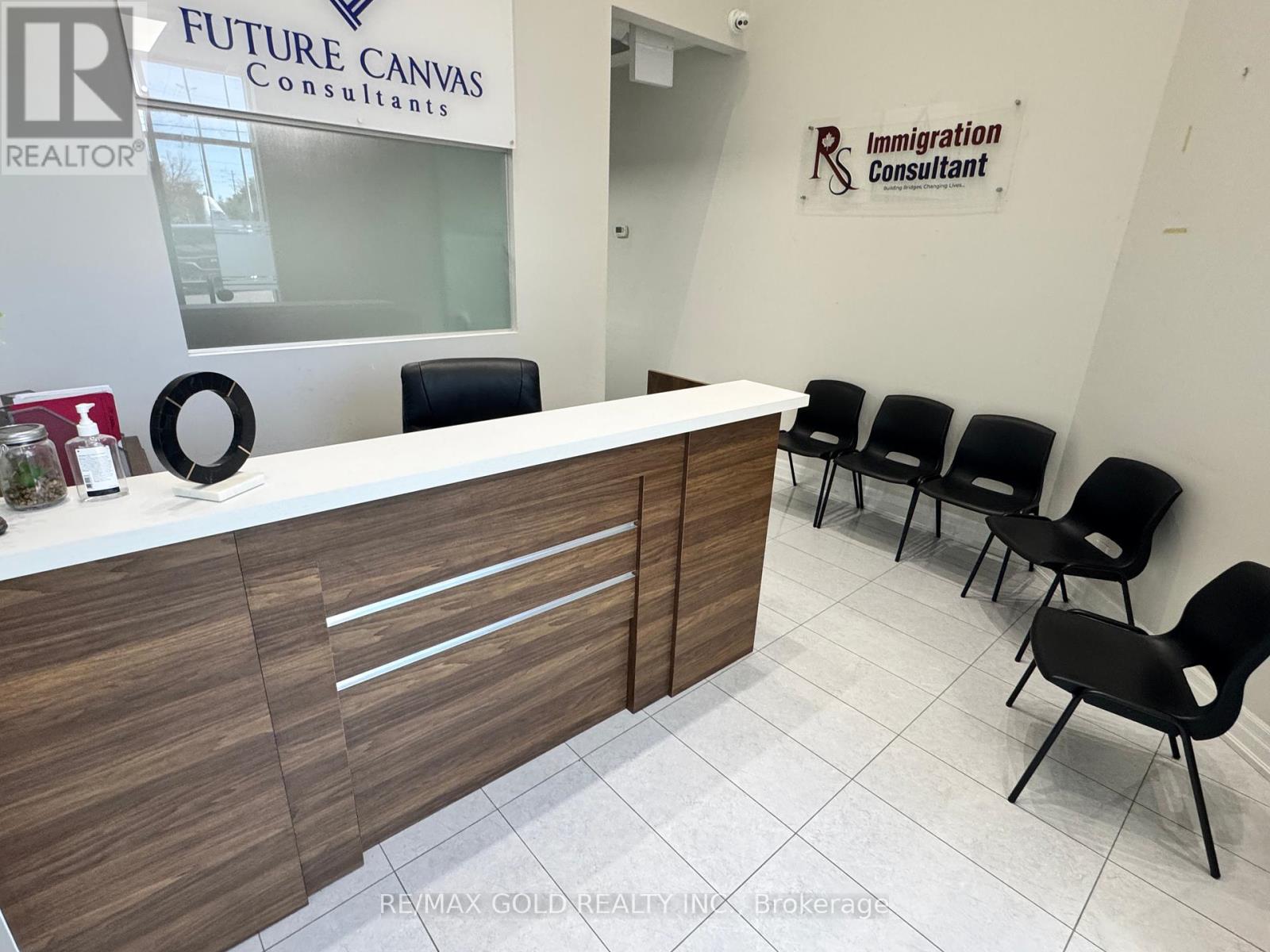 3a - 1200 Derry Road E, Mississauga, Ontario  L5T 0B3 - Photo 8 - W12451379