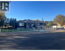 404 8 Street SW SW Hill