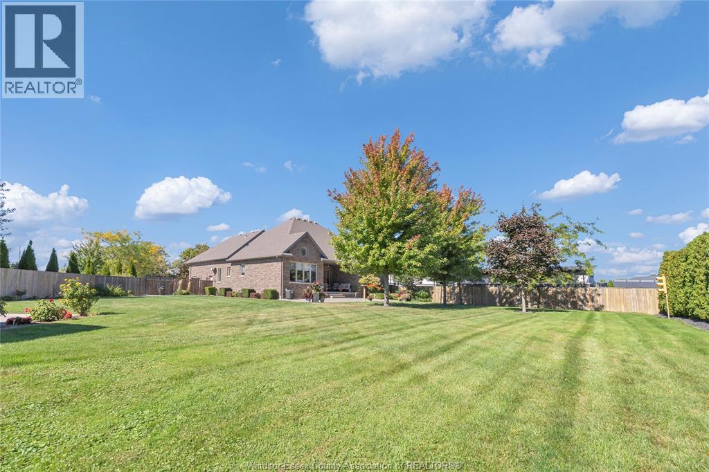 2 Malibu Drive, Leamington, Ontario  N8H 5G4 - Photo 36 - 25025770