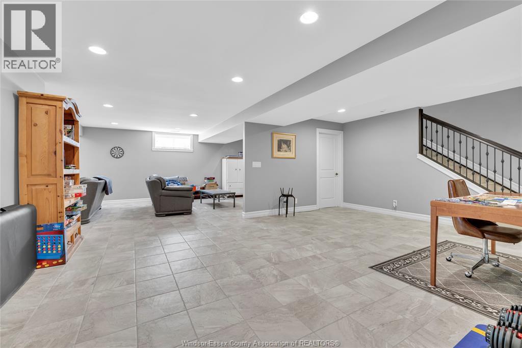 2 Malibu Drive, Leamington, Ontario  N8H 5G4 - Photo 26 - 25025770