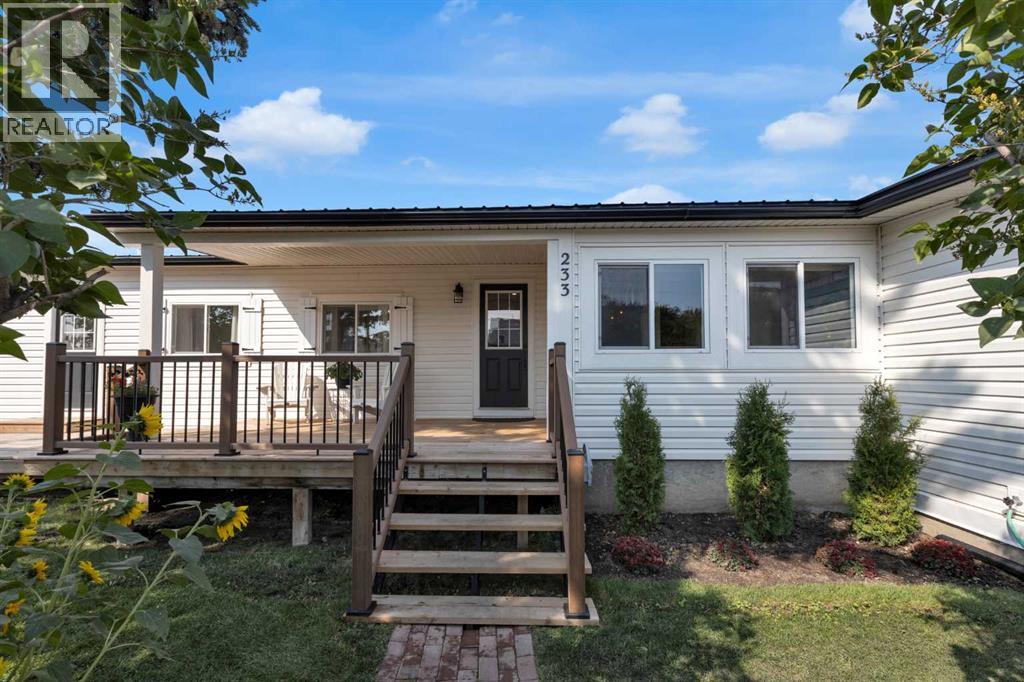 233 1 Street, Irricana, Alberta  T0M 1B0 - Photo 1 - A2255086
