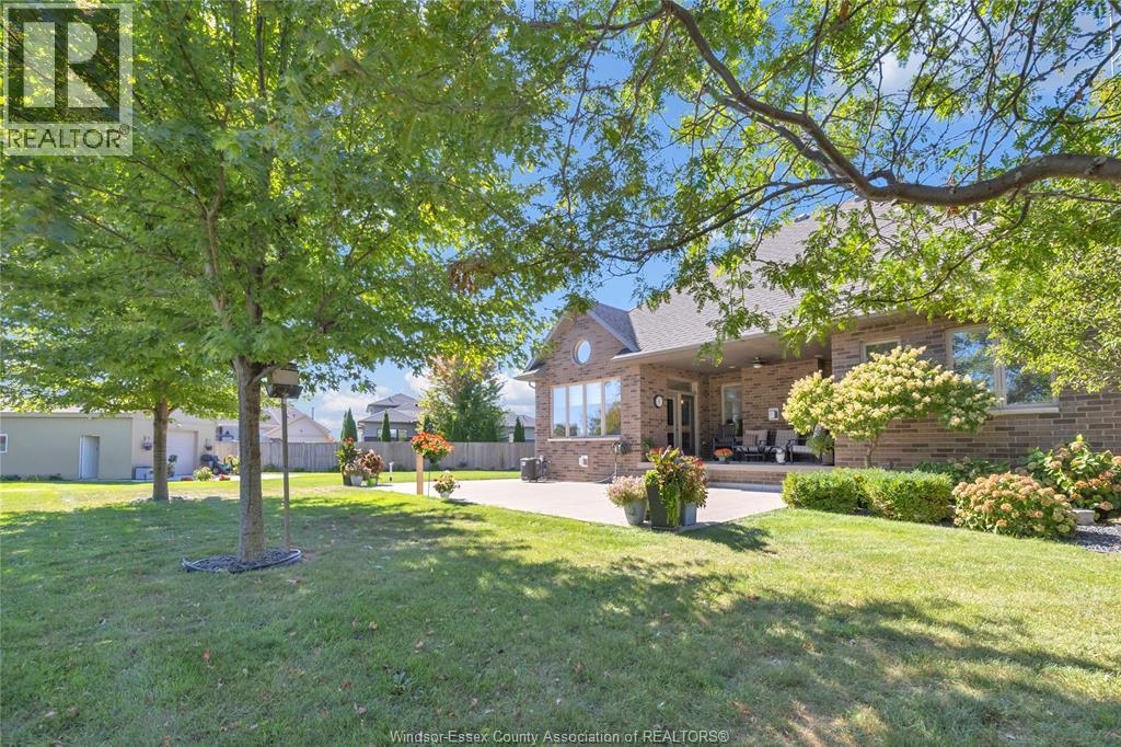 2 Malibu Drive, Leamington, Ontario  N8H 5G4 - Photo 37 - 25025770