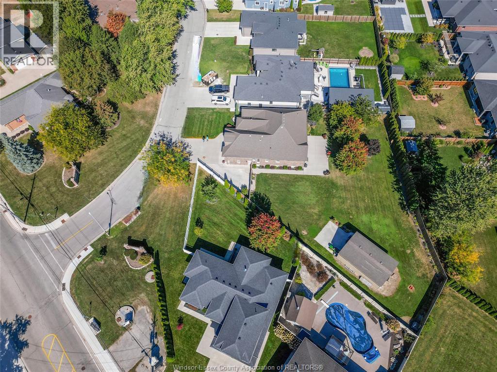 2 Malibu Drive, Leamington, Ontario  N8H 5G4 - Photo 45 - 25025770
