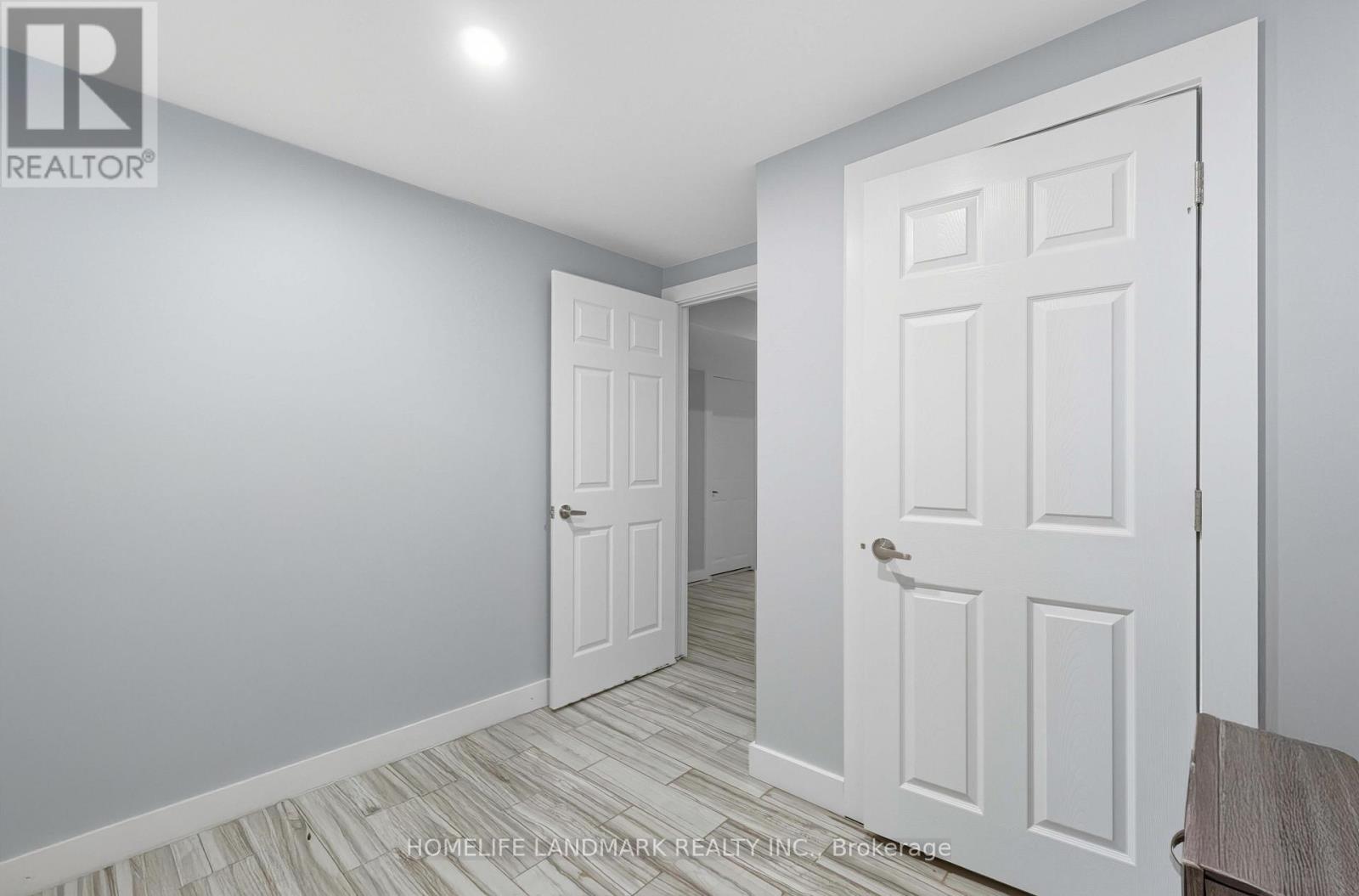 15 Anita Court, Hamilton, Ontario  L8W 3A5 - Photo 41 - X12453343