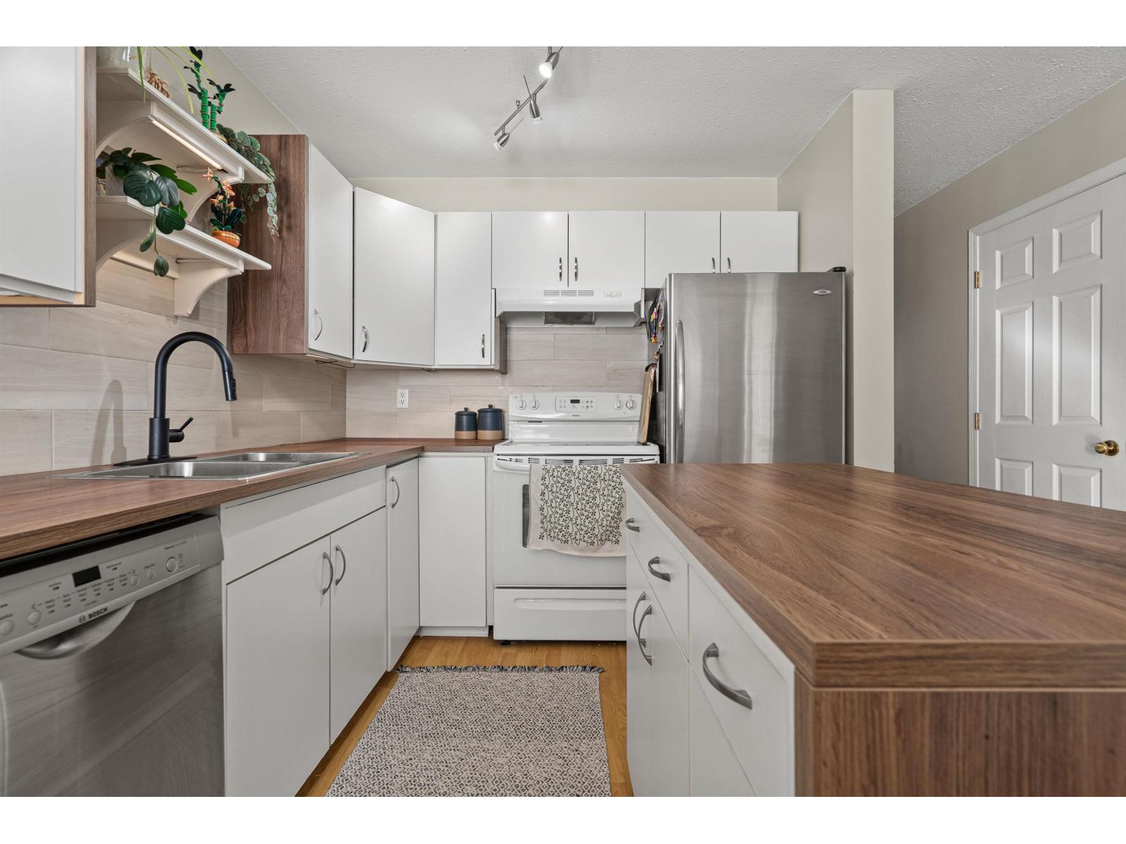 17 9206 Corbould Street, Chilliwack Proper West, Chilliwack, British Columbia  V2P 4A5 - Photo 5 - R3056350