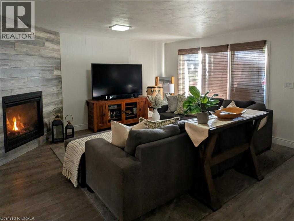 14 Meadow Road, Brantford, Ontario  N3R 3L1 - Photo 10 - 40777591
