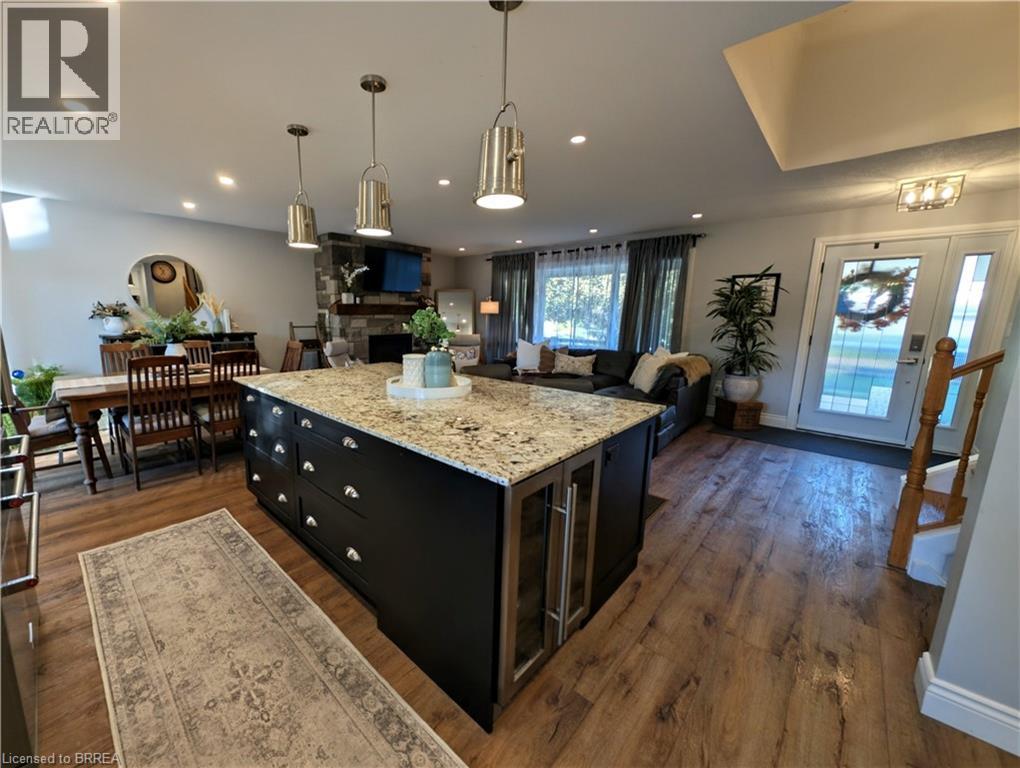 14 Meadow Road, Brantford, Ontario  N3R 3L1 - Photo 3 - 40777591