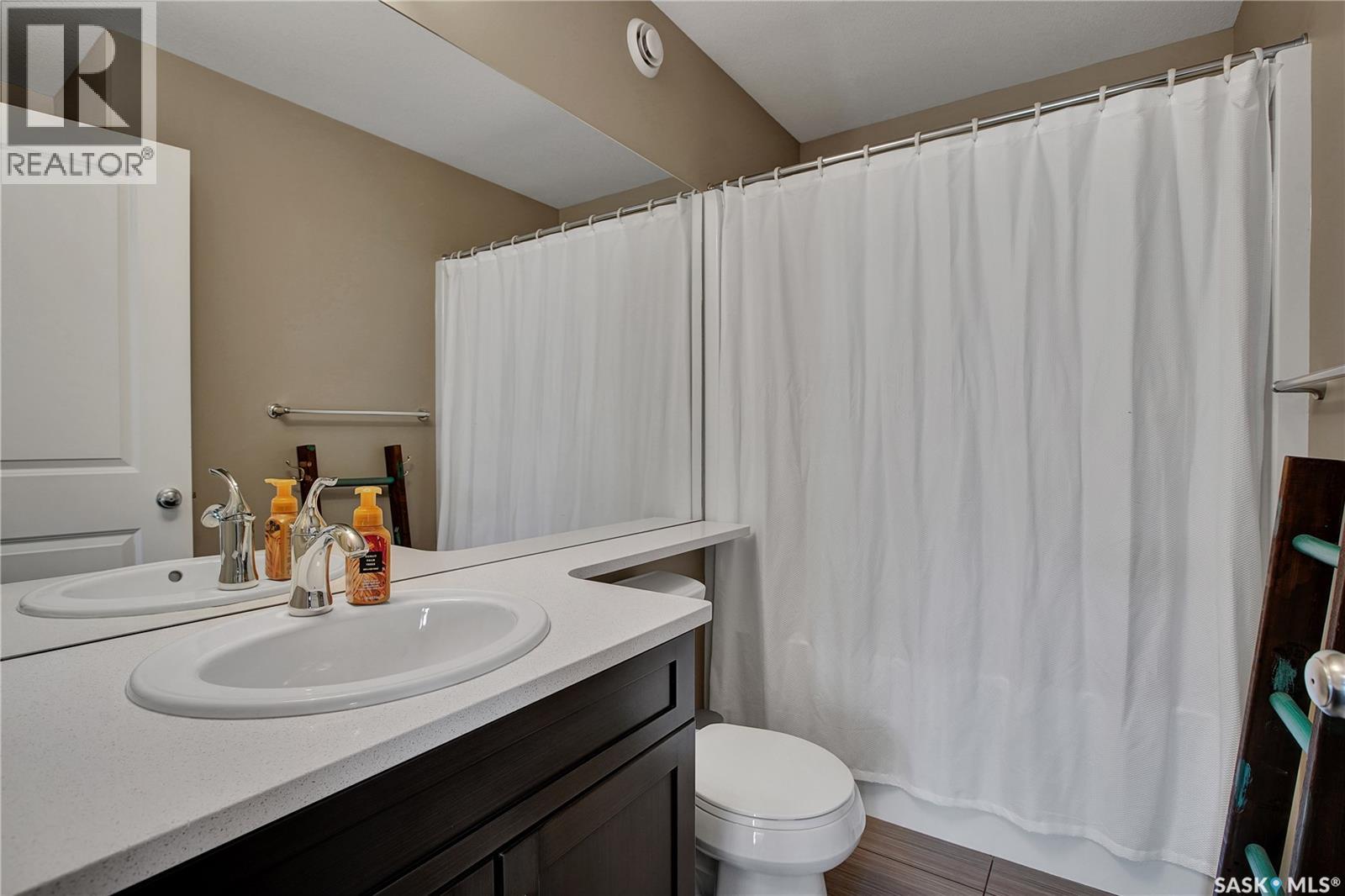 251 Underhill Way, Saskatoon, Saskatchewan  S7V 0M9 - Photo 16 - SK020511