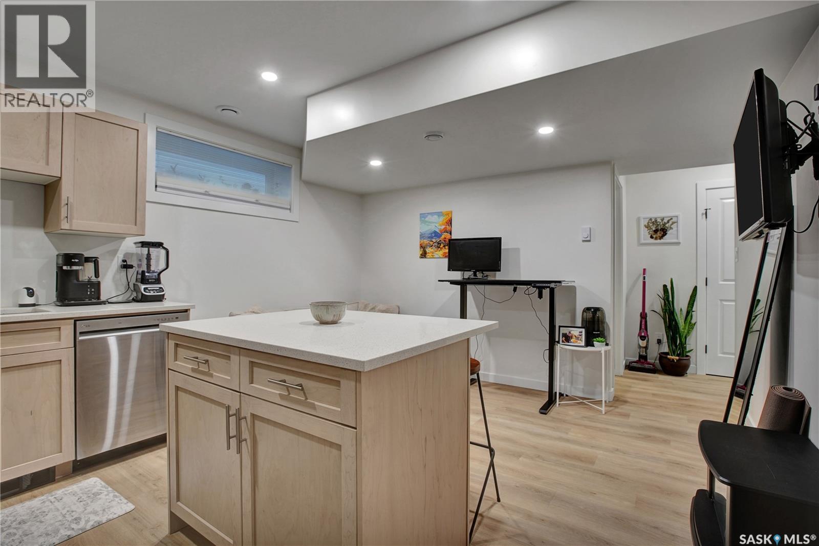 251 Underhill Way, Saskatoon, Saskatchewan  S7V 0M9 - Photo 21 - SK020511