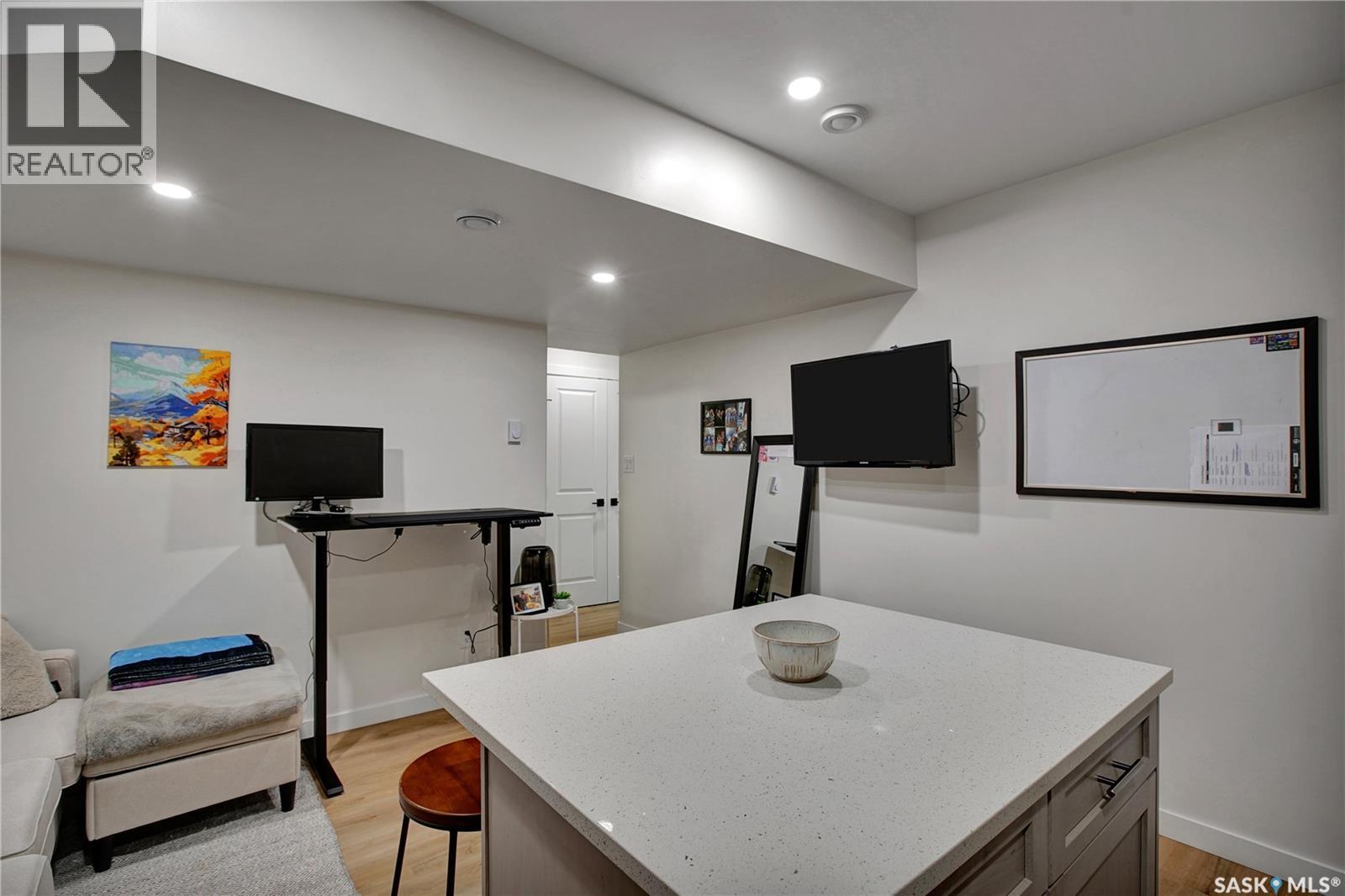 251 Underhill Way, Saskatoon, Saskatchewan  S7V 0M9 - Photo 22 - SK020511