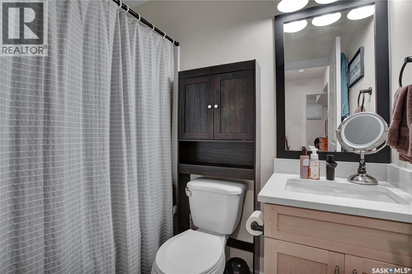 251 Underhill Way, Saskatoon, Saskatchewan  S7V 0M9 - Photo 24 - SK020511