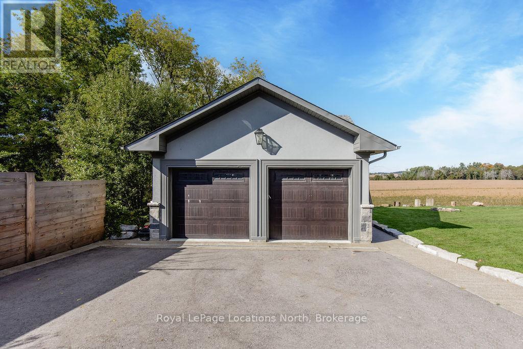 22 East John Street, Innisfil (Cookstown), Ontario  L0L 1L0 - Photo 45 - N12454213