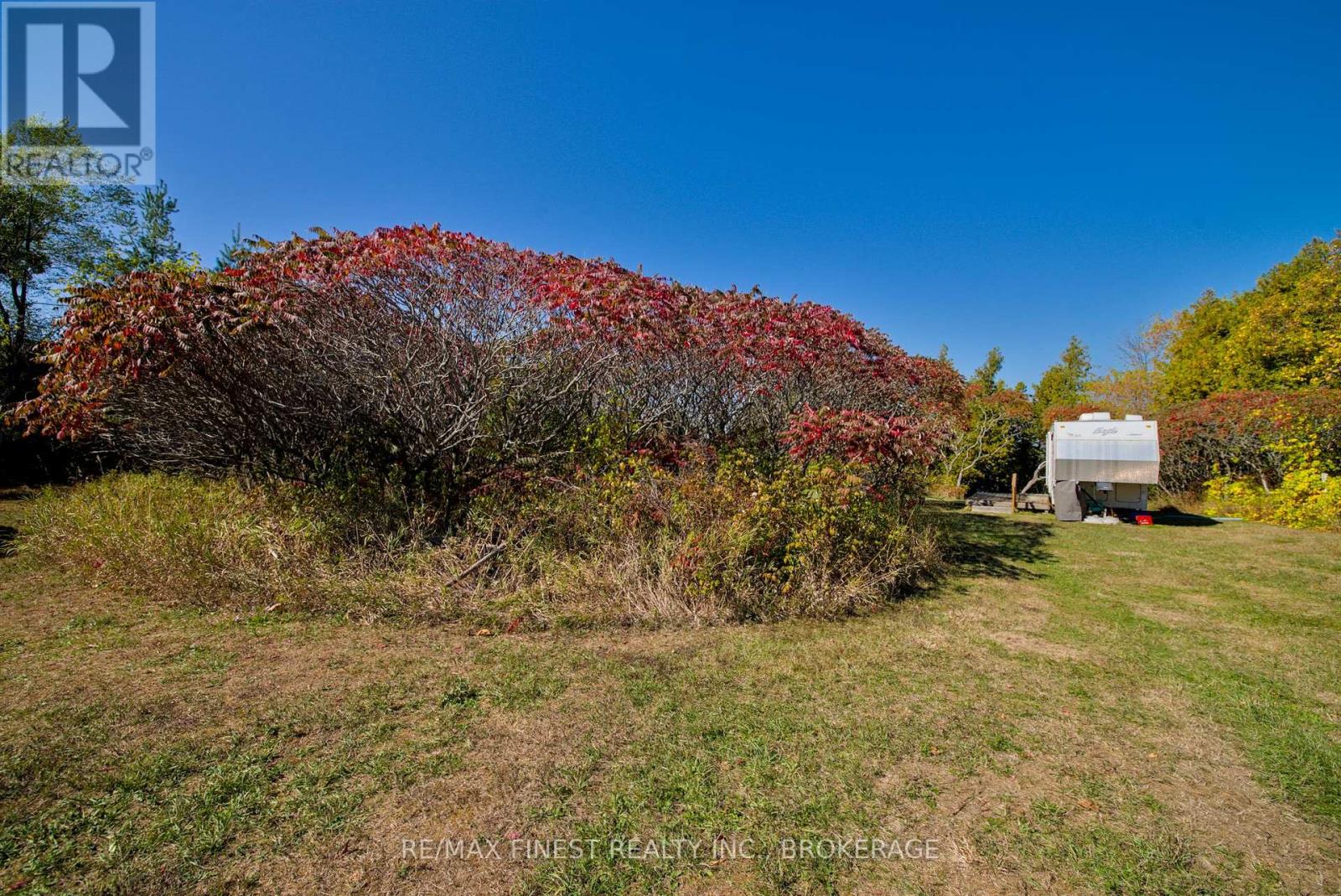 8300 Front Road, Loyalist (Lennox And Addington - South), Ontario  K0H 2S0 - Photo 15 - X12454167
