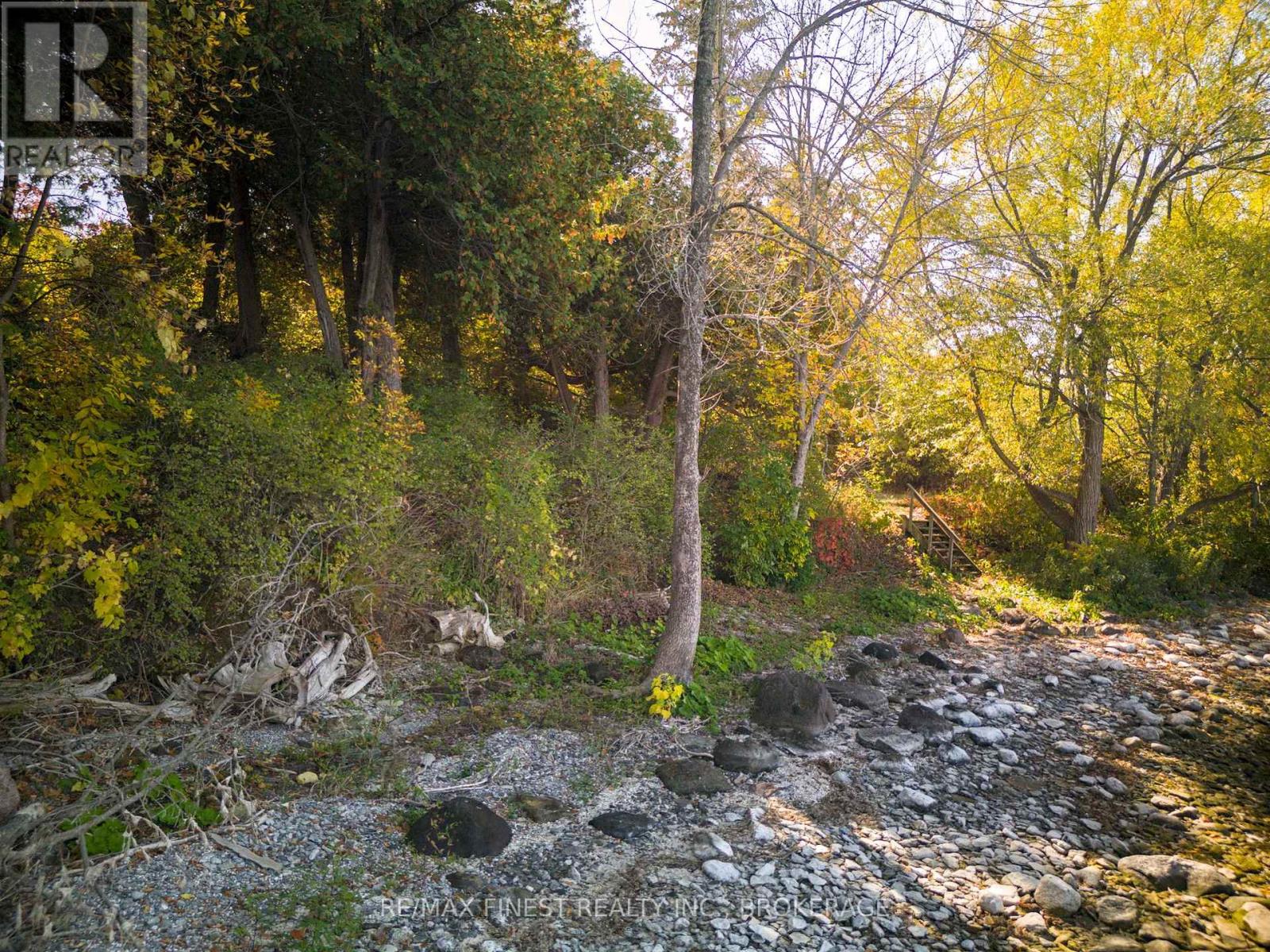 8300 Front Road, Loyalist (Lennox And Addington - South), Ontario  K0H 2S0 - Photo 30 - X12454167