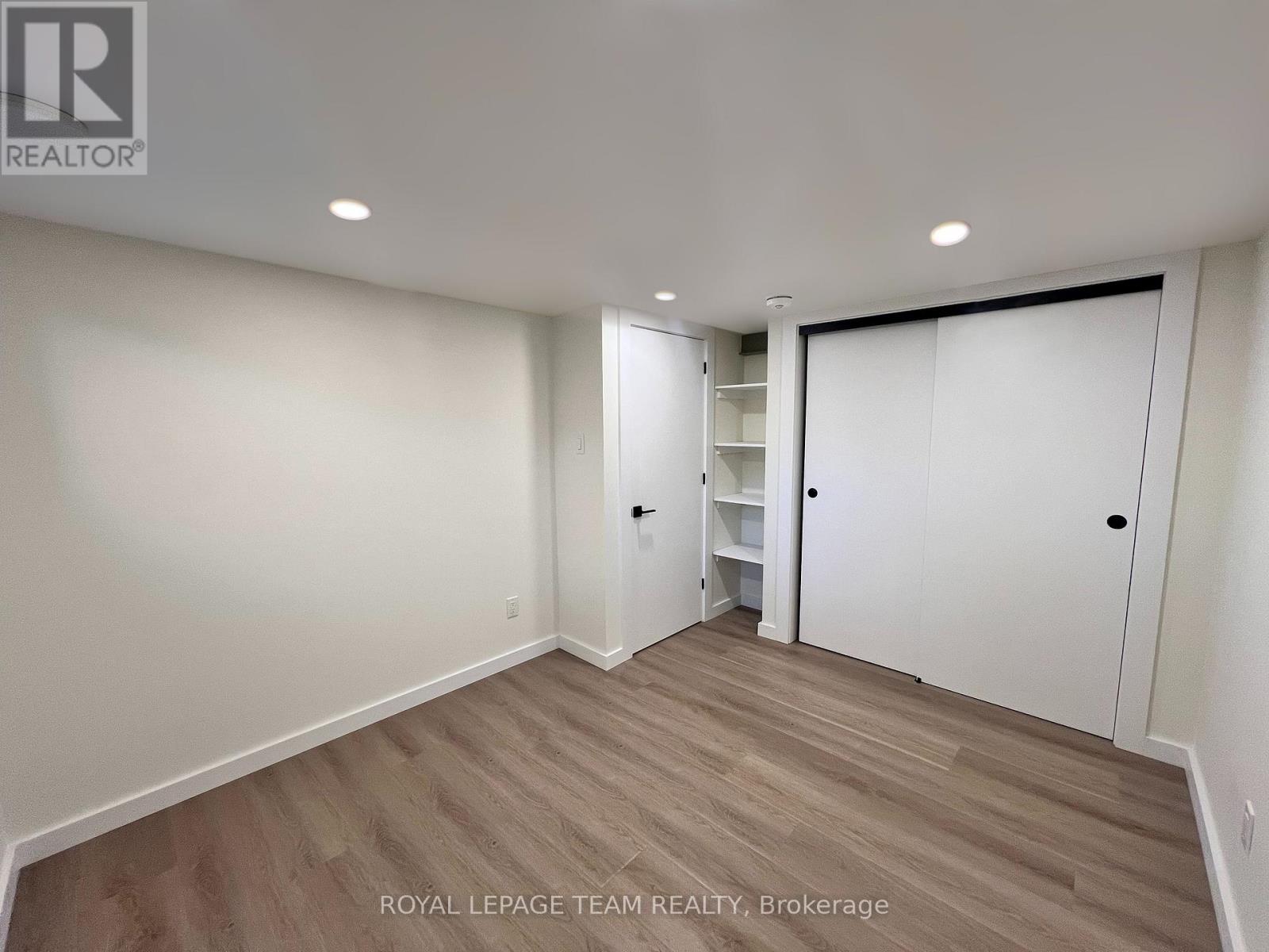 B - 2177 Dublin Avenue, Ottawa, Ontario  K2C 0X7 - Photo 10 - X12305449