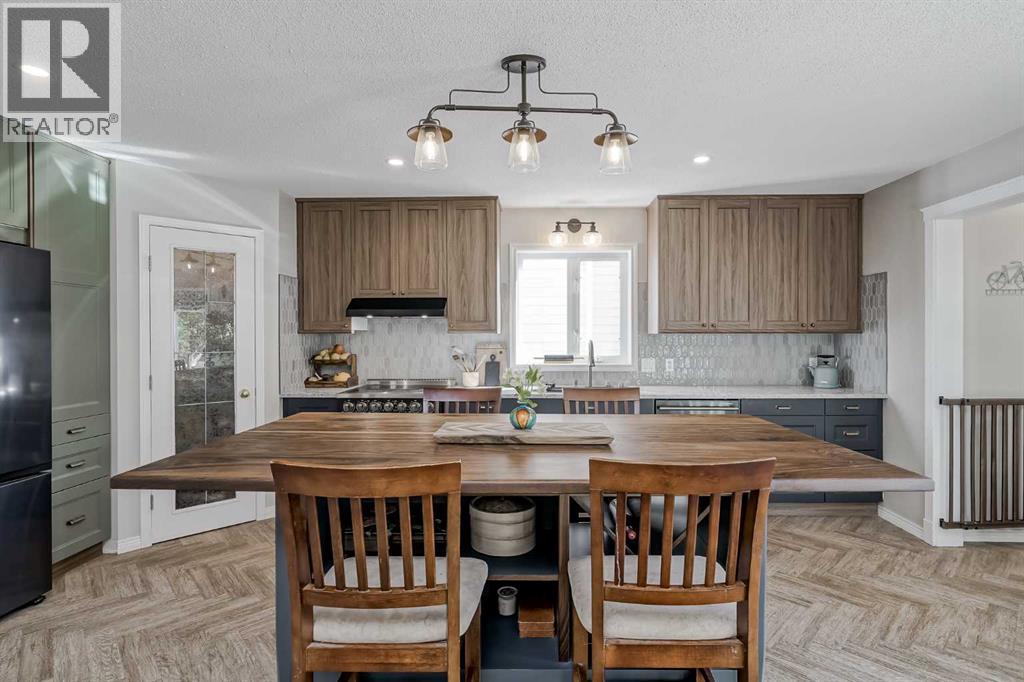 19 Inverness Boulevard Se, Calgary, Alberta  T2Z 2W7 - Photo 12 - A2261730