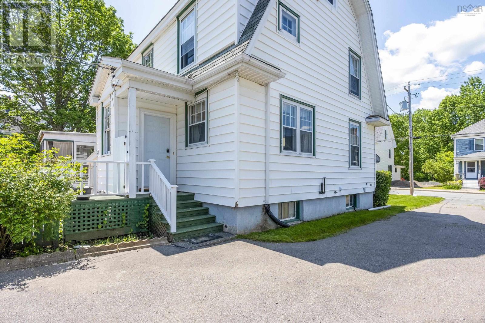 221 Wiley Avenue, Windsor, Nova Scotia  B0N 2T0 - Photo 4 - 202515323