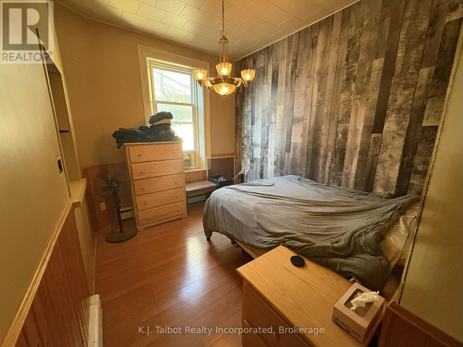 10 West William Street, Huron East (Seaforth), Ontario  N0K 1W0 - Photo 17 - X12454245