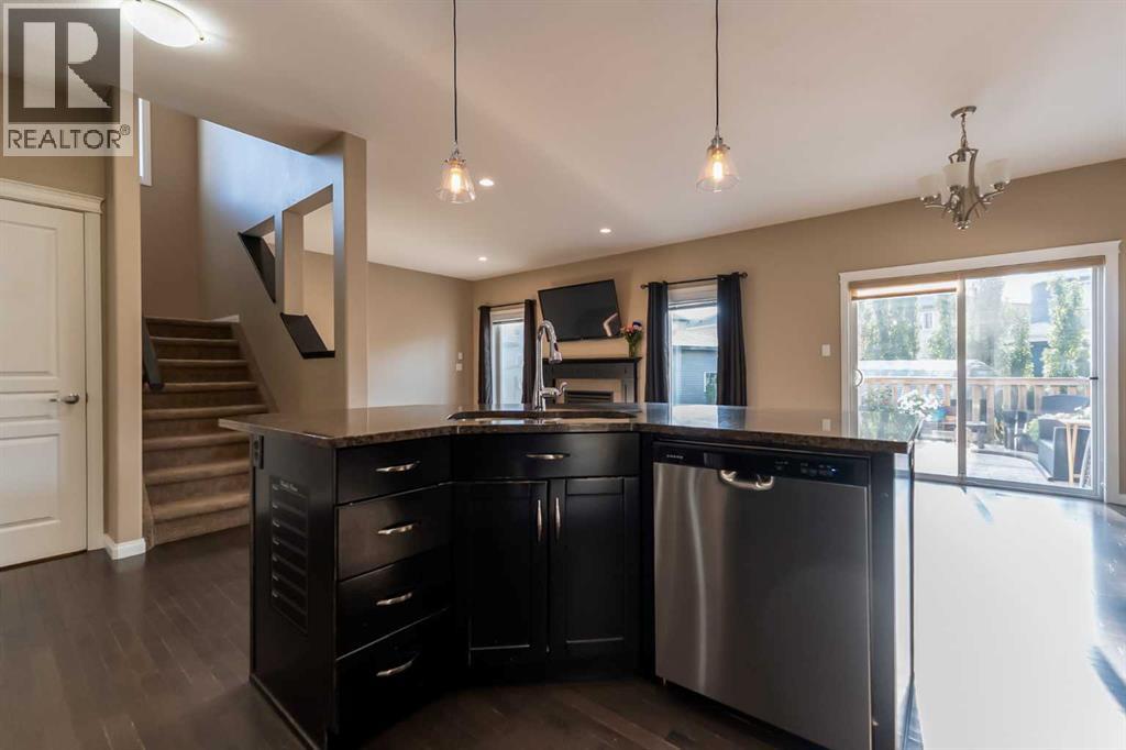 733 Twinriver Loop W, Lethbridge, Alberta  T1J 5E1 - Photo 14 - A2257784