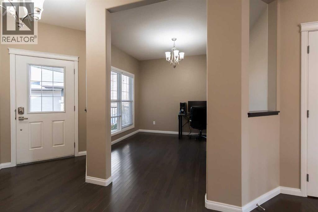 733 Twinriver Loop W, Lethbridge, Alberta  T1J 5E1 - Photo 6 - A2257784