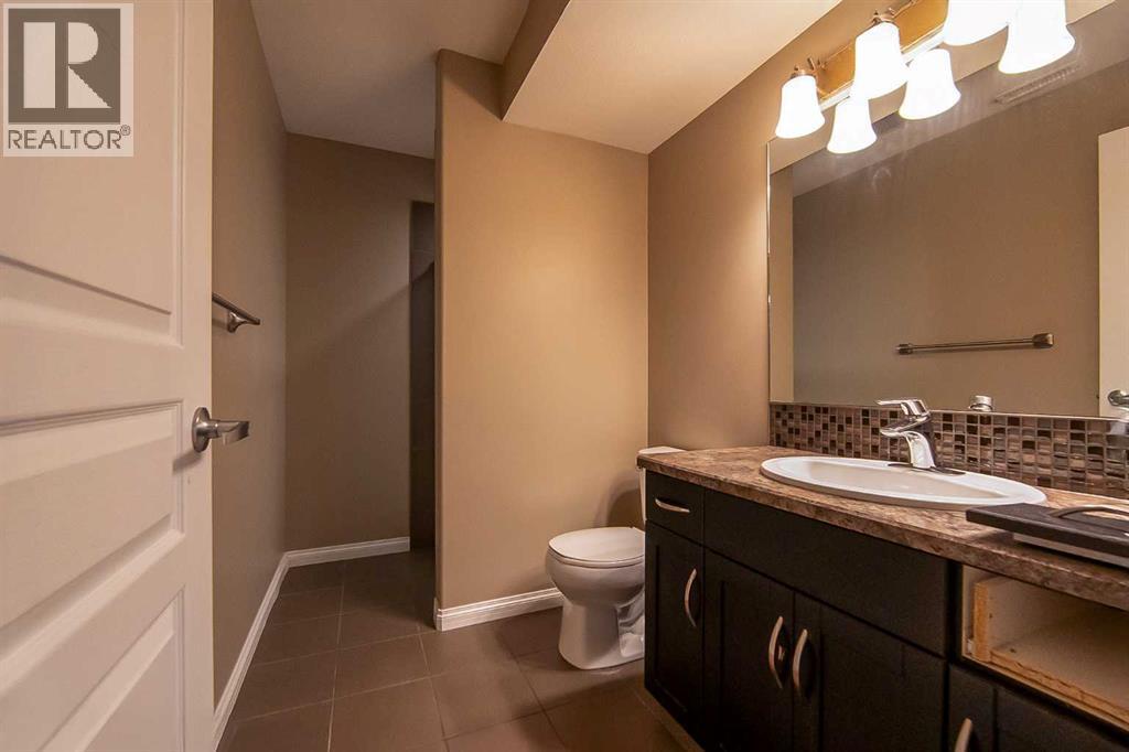 733 Twinriver Loop W, Lethbridge, Alberta  T1J 5E1 - Photo 48 - A2257784