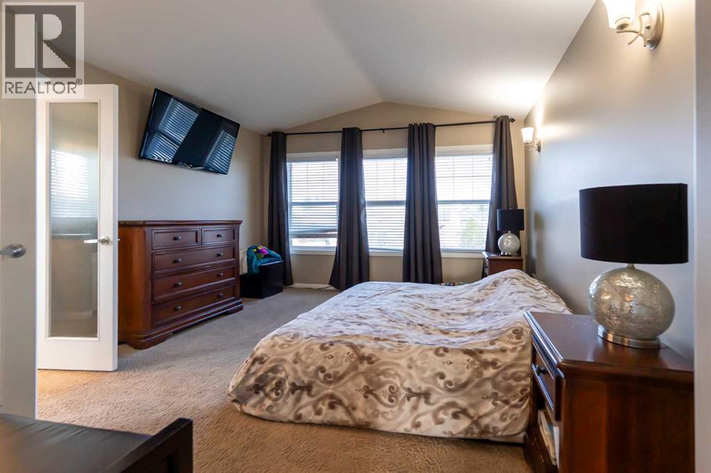 733 Twinriver Loop W, Lethbridge, Alberta  T1J 5E1 - Photo 35 - A2257784