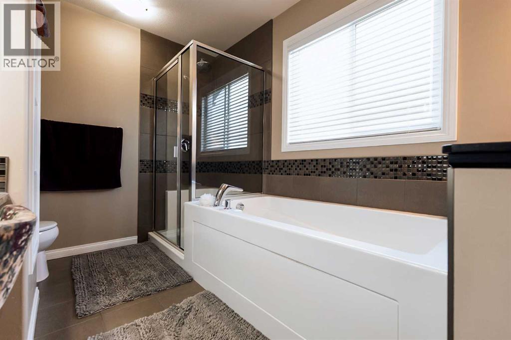 733 Twinriver Loop W, Lethbridge, Alberta  T1J 5E1 - Photo 39 - A2257784