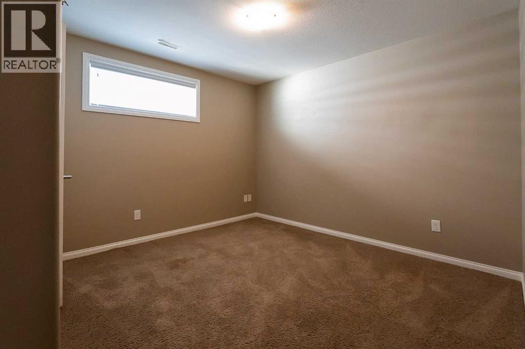 733 Twinriver Loop W, Lethbridge, Alberta  T1J 5E1 - Photo 46 - A2257784
