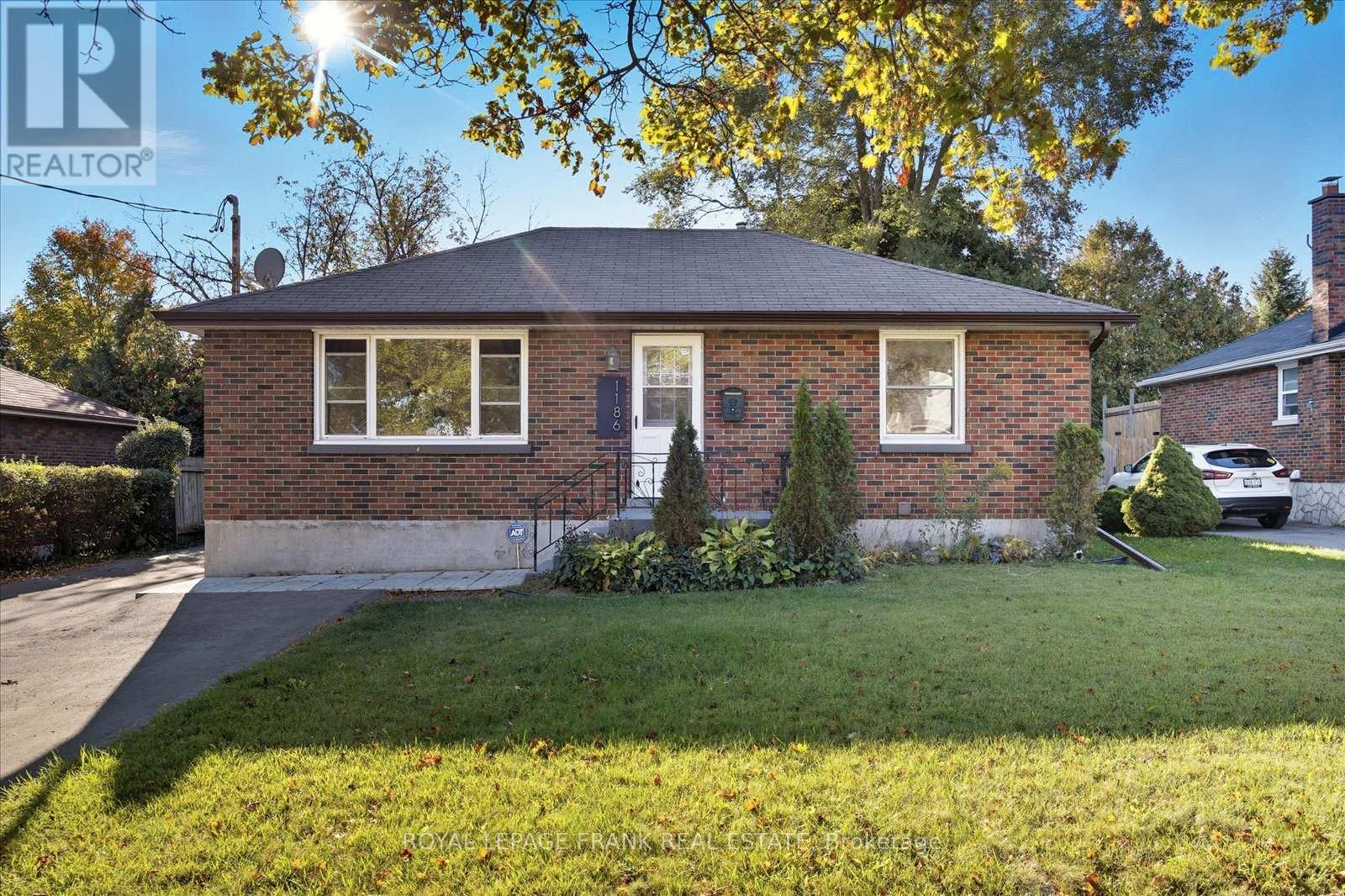 1186 RAVINE ROAD, Oshawa, Ontario