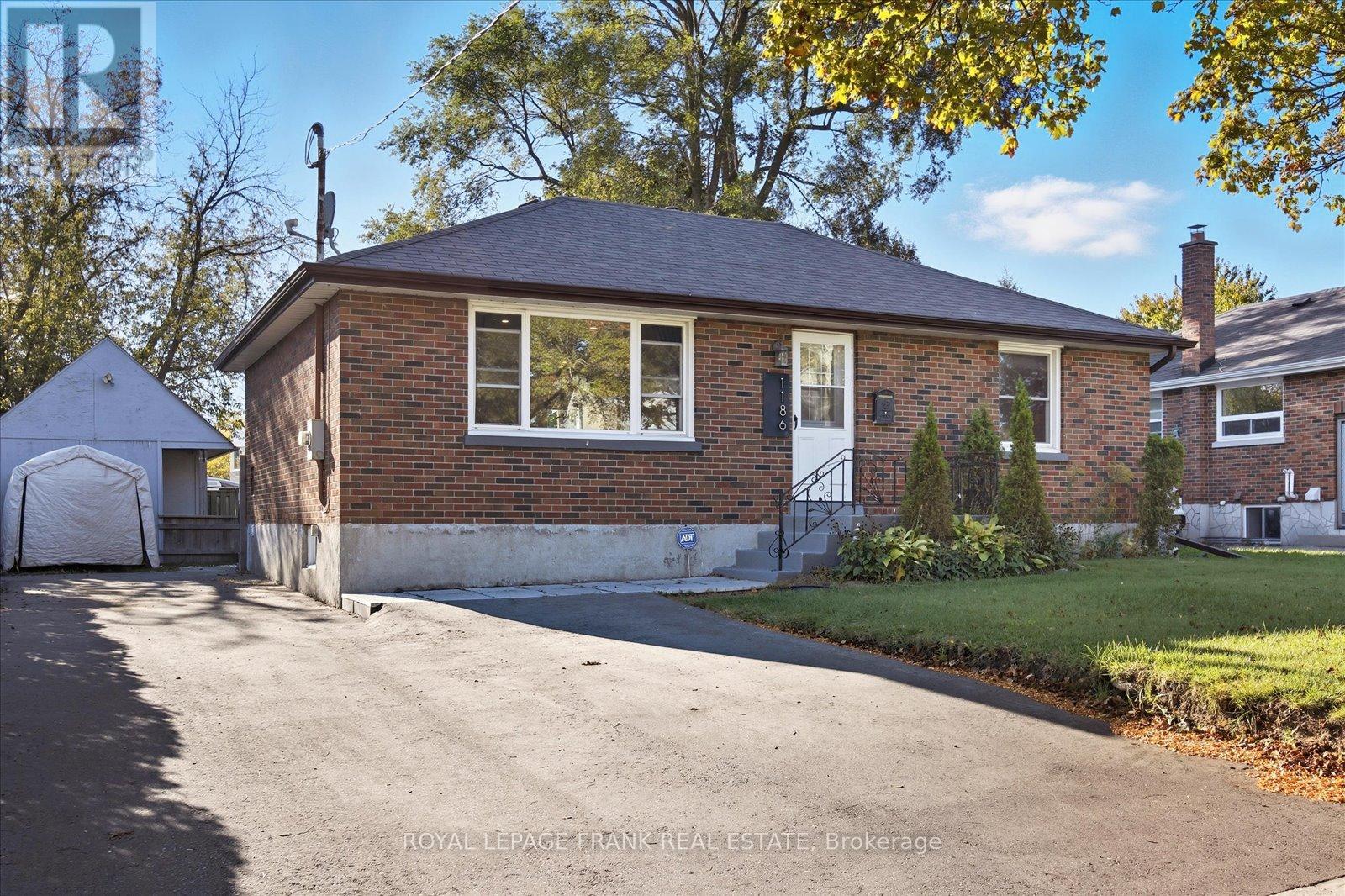 1186 Ravine Road, Oshawa, Ontario  L1H 4E2 - Photo 2 - E12454367