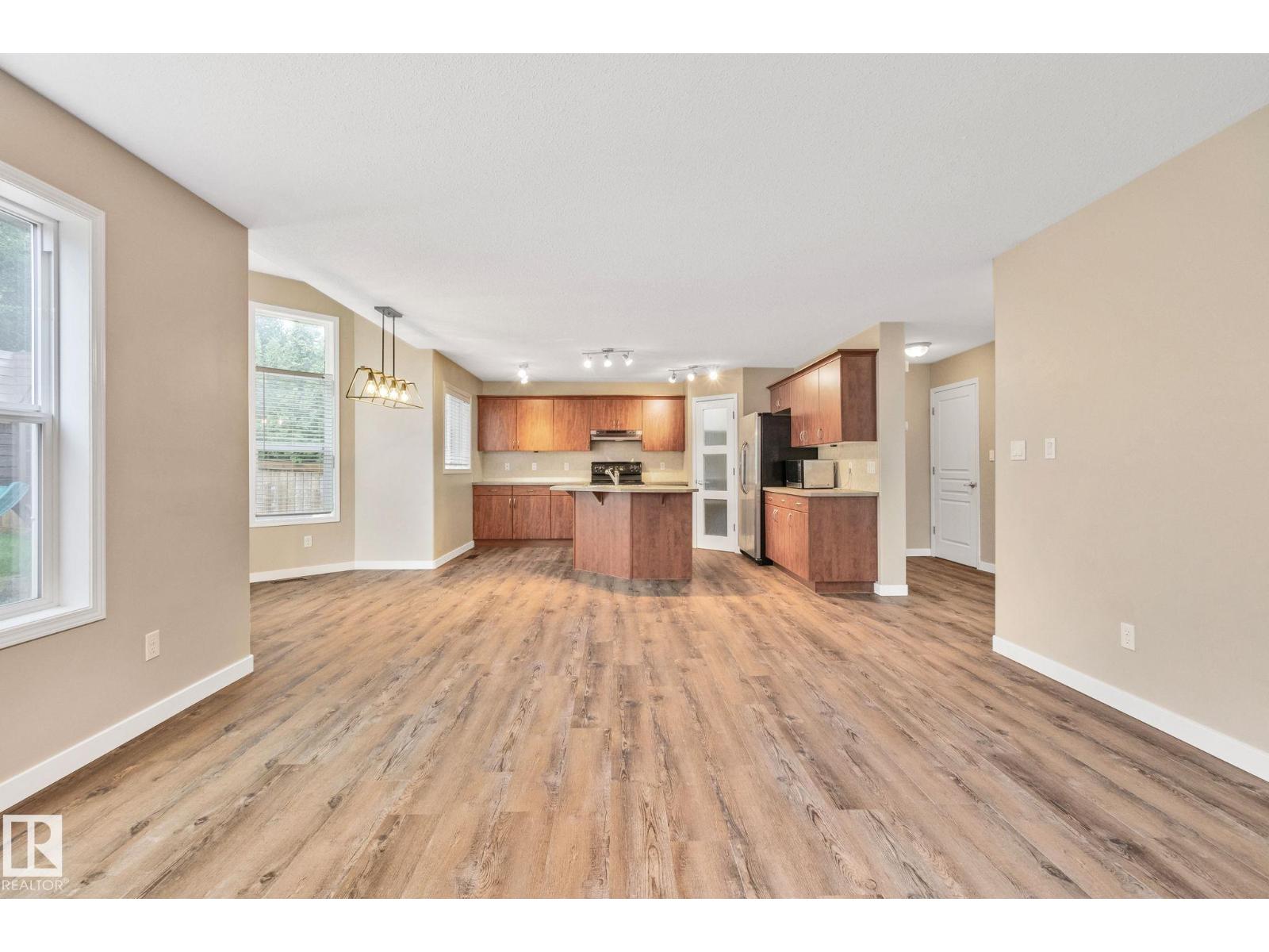 61 Rue Monette, Beaumont, Alberta  T4X 1T2 - Photo 11 - E4460633