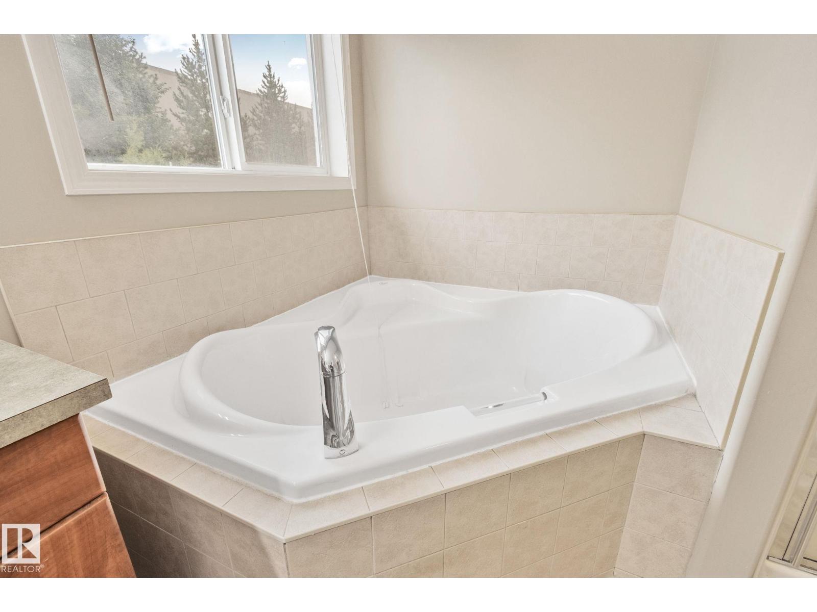 61 Rue Monette, Beaumont, Alberta  T4X 1T2 - Photo 25 - E4460633