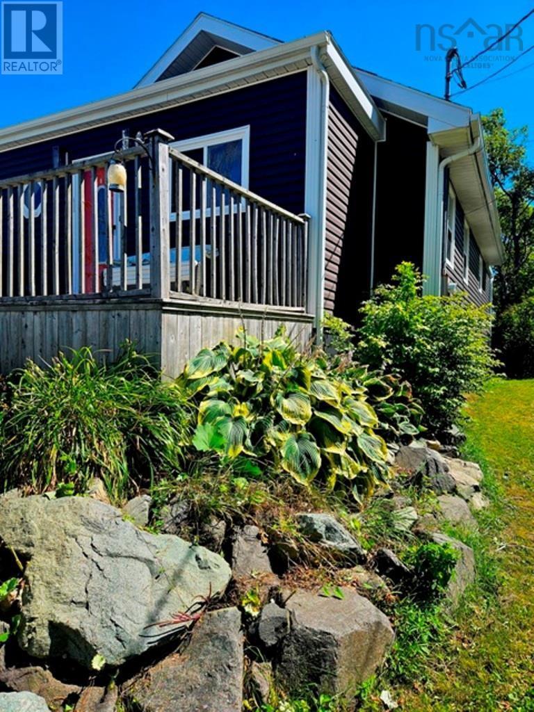 366 Whitney Avenue, Sydney, Nova Scotia  B1P 5A7 - Photo 2 - 202521660