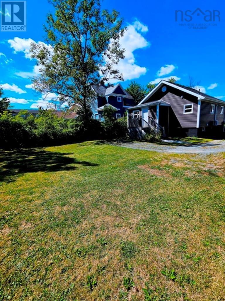 366 Whitney Avenue, Sydney, Nova Scotia  B1P 5A7 - Photo 35 - 202521660
